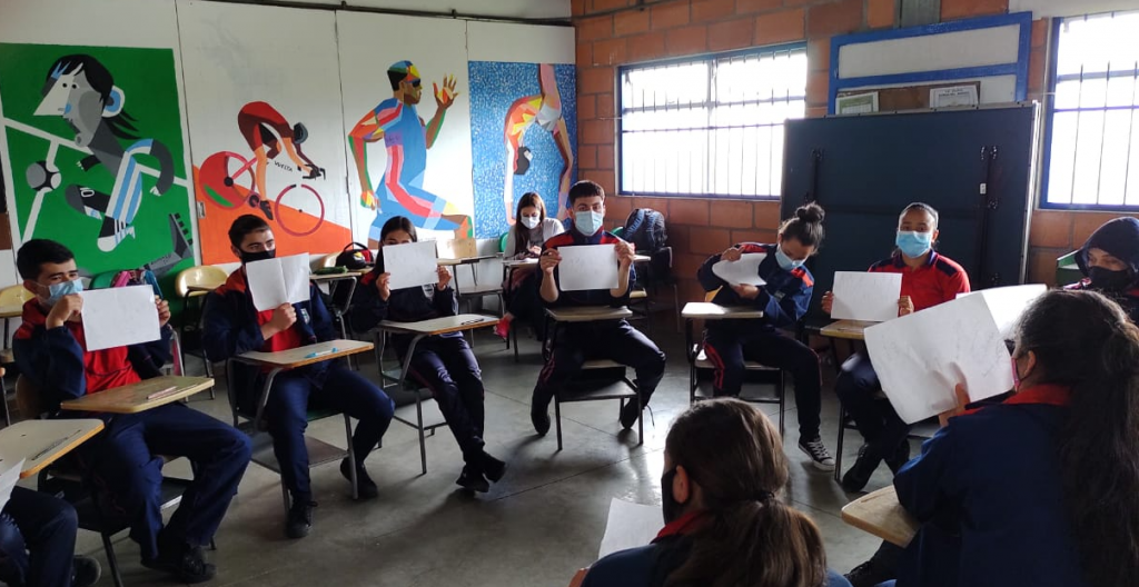 Estudiantes de Semestre Cero, I.E. Rural de Guarne, Juan María Gallego, en taller sobre Proyecto de Vida. Estudiantes de Semestre Cero, I.E. Rural de Guarne, Juan María Gallego, en taller sobre Proyecto de Vida.