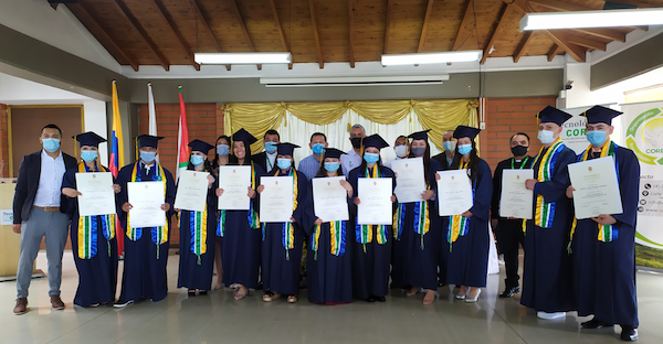 Graduaci&oacute;n de 14 T&eacute;cnicos Profesionales en Procesos Empresariales Rurales, del Tecnol&oacute;gico COREDI.