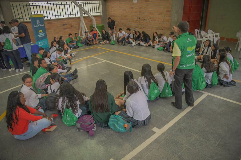 Im&aacute;genes de los distintos espacios de la Feria Universitaria.
