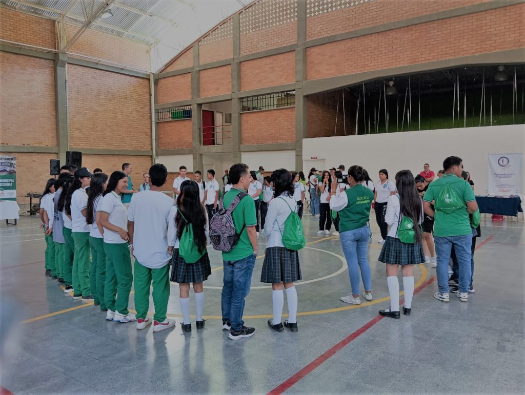 Im&aacute;genes de los distintos espacios de la Feria Universitaria.
