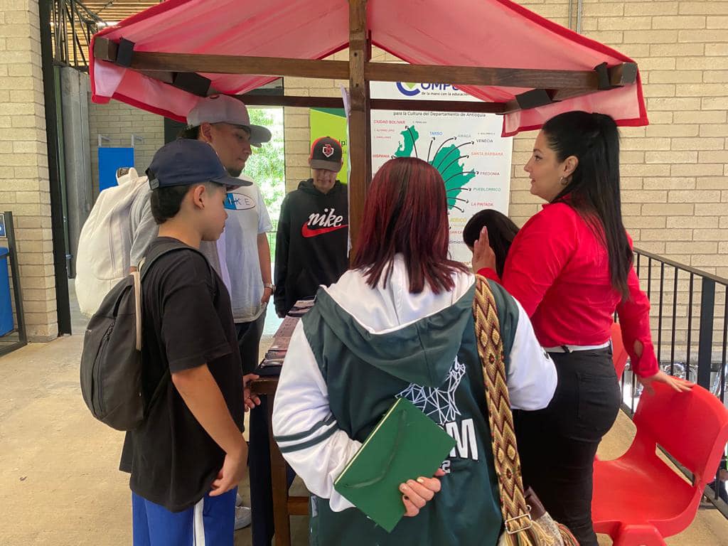 Imágenes de los diferentes espacios de la Feria Universitaria 2022 Imágenes de los diferentes espacios de la Feria Universitaria 2022