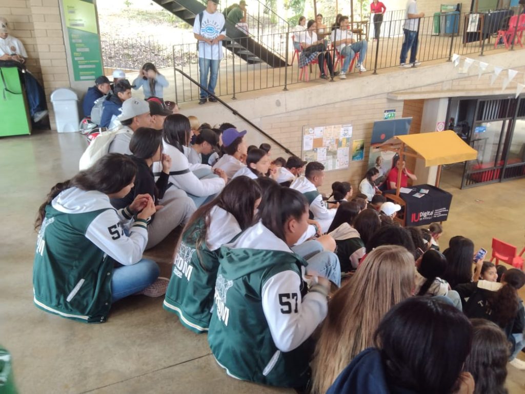 Imágenes de los diferentes espacios de la Feria Universitaria 2022 Imágenes de los diferentes espacios de la Feria Universitaria 2022
